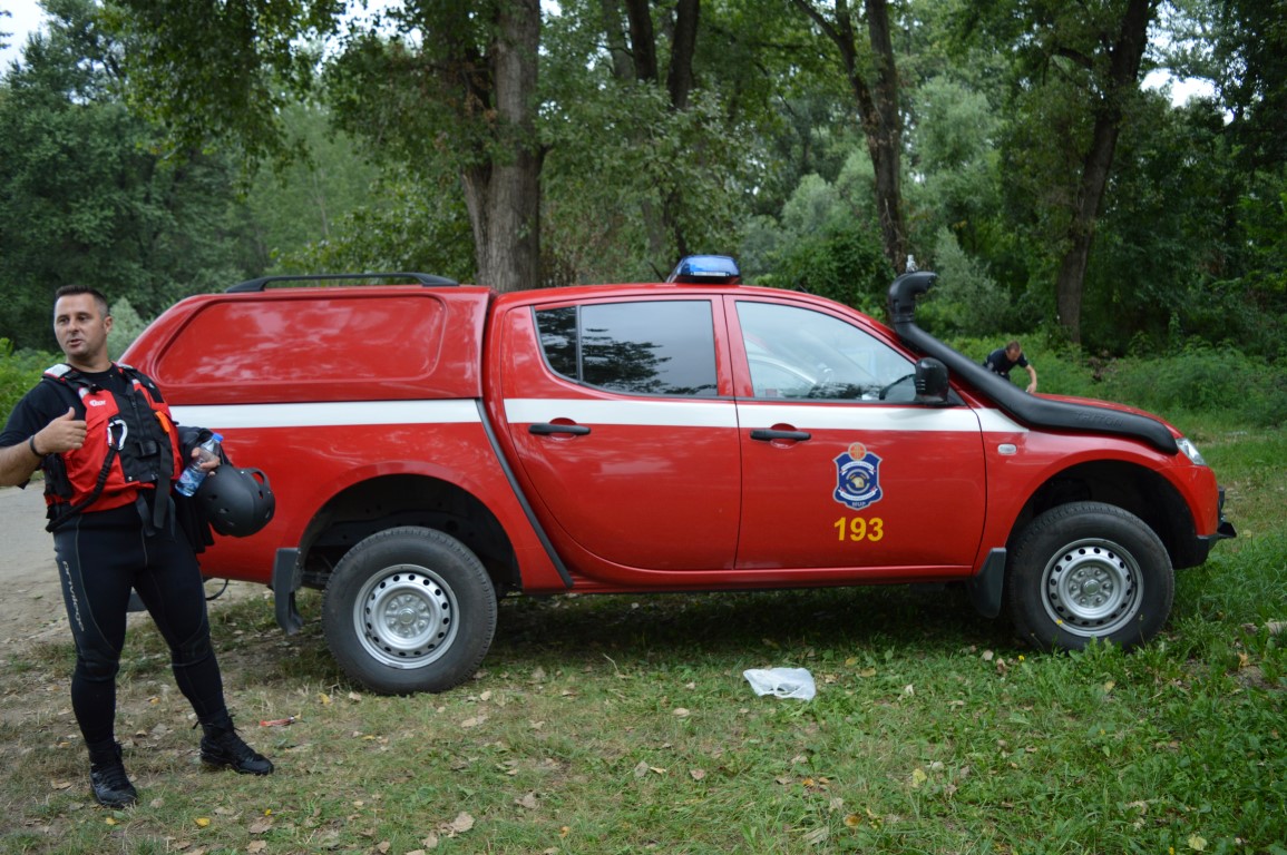 OBUKA PRIPADNIKA SEKTORA ZA VANREDNE SITUACIJE style=